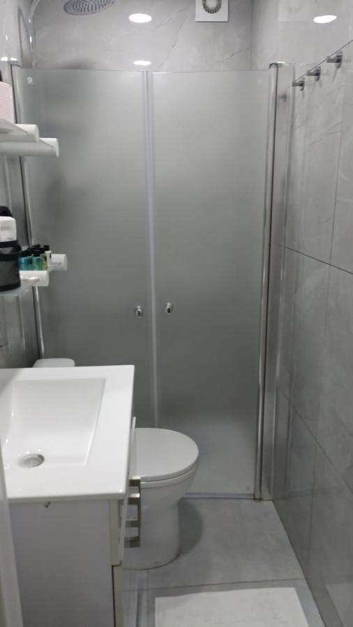 Lora'S Appartement Eilat Buitenkant foto